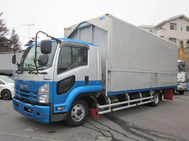 いすゞ フォワード 中型/増トン ウイング ベッド 2RG-FRR90S2 の中古トラック【車両No.183695】