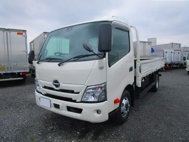 日野 デュトロ 小型 平ボディ 2KG-XZU710M R6 の中古トラック【車両No.183980】