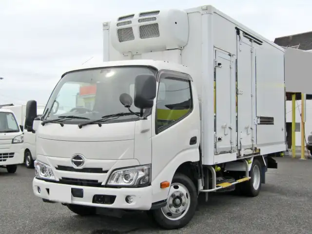 日野 デュトロ 小型 冷凍冷蔵 低温 2室 の中古トラック【車両No.184184】