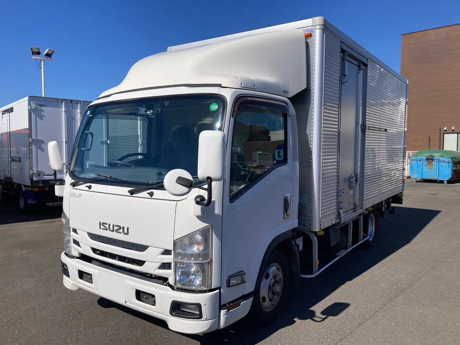 いすゞ エルフ 小型 アルミバン パワーゲート サイドドア の中古トラック【車両No.184297】