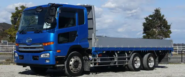 日産UD コンドル 中型/増トン 平ボディ アルミブロック ベッド の中古トラック【車両No.184267】