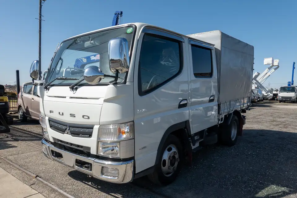 三菱 キャンター 小型 平ボディ Wキャブ 幌 の中古トラック【車両No.184359】