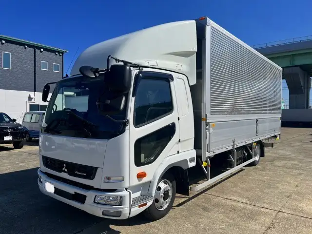 三菱 ファイター 中型/増トン ウイング エアサス ベッド の中古トラック【車両No.184299】