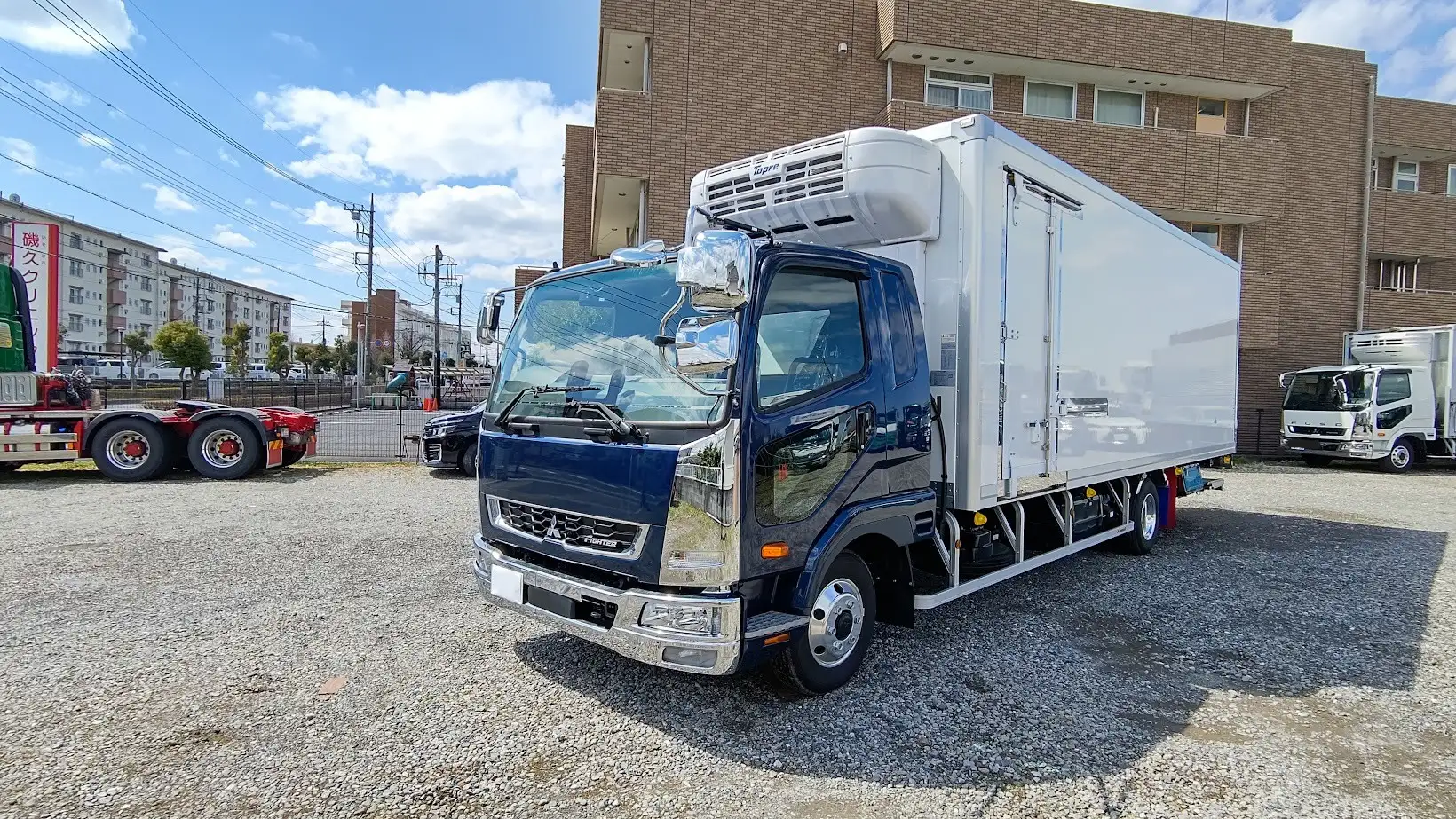 三菱 ファイター 中型/増トン 冷凍冷蔵 低温 パワーゲート の中古トラック【車両No.184647】