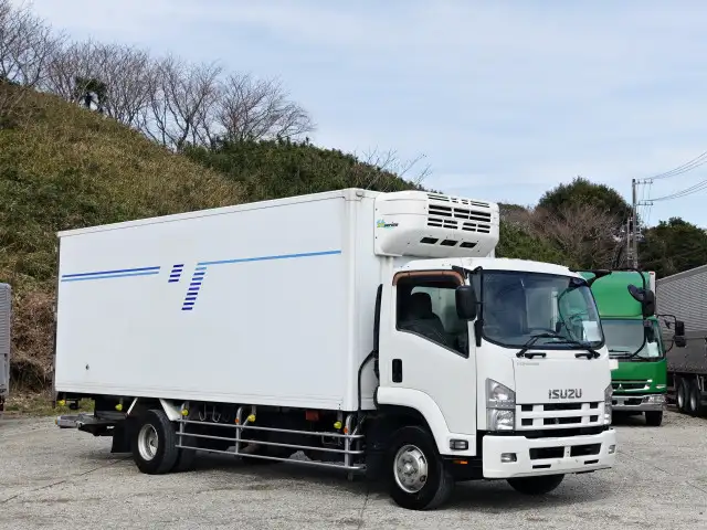 いすゞ フォワード 中型/増トン 冷凍冷蔵 低温 パワーゲート の中古トラック【車両No.184682】