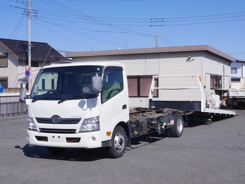 日野 デュトロ 小型 車両重機運搬 ラジコン ウインチ の中古トラック【車両No.184561】