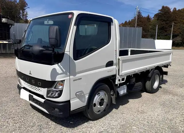 三菱 キャンター 小型 平ボディ 2RG-FBAV0 R5 の中古トラック【車両No.184939】