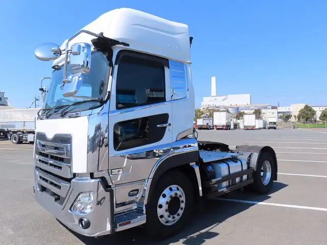 日産UD クオン 大型 トラクター ハイルーフ 1デフ の中古トラック【車両No.184626】