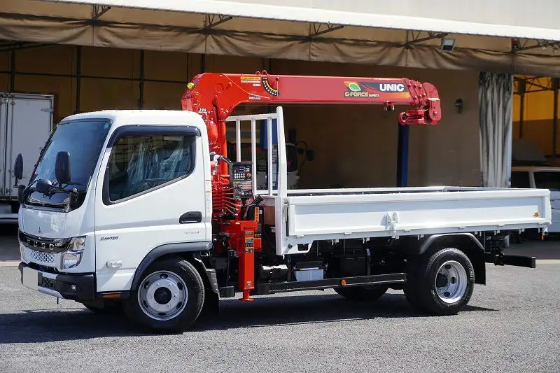 三菱 キャンター 小型 クレーン付 4段 ラジコン の中古トラック【車両No.184960】