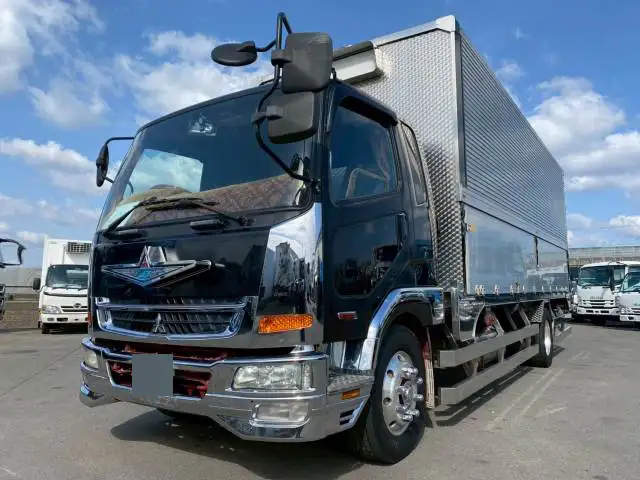 三菱 ファイター 中型/増トン ウイング ベッド カスタム の中古トラック【車両No.185062】