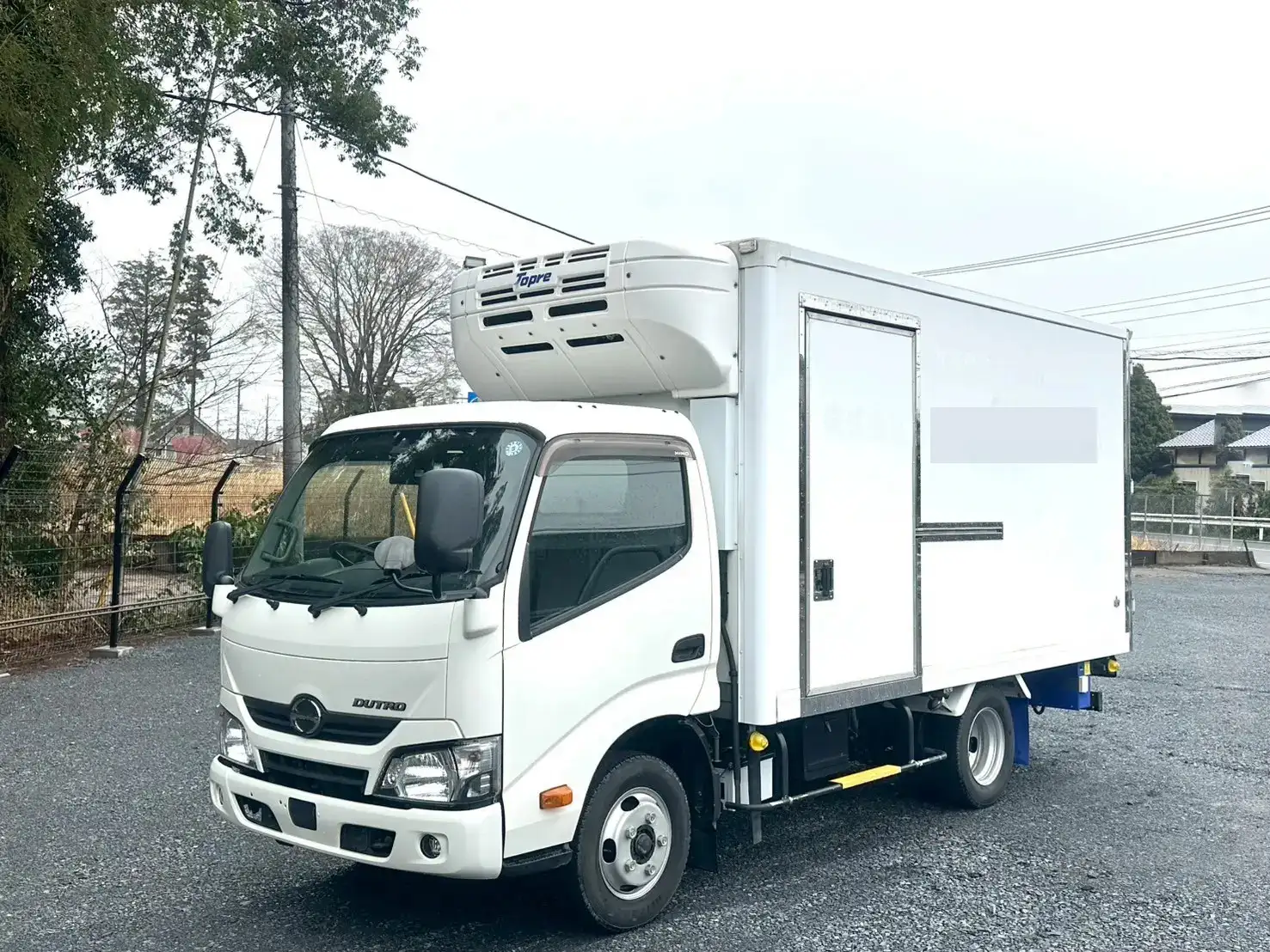 日野 デュトロ 小型 冷凍冷蔵 中温 スタンバイ の中古トラック【車両No.185620】