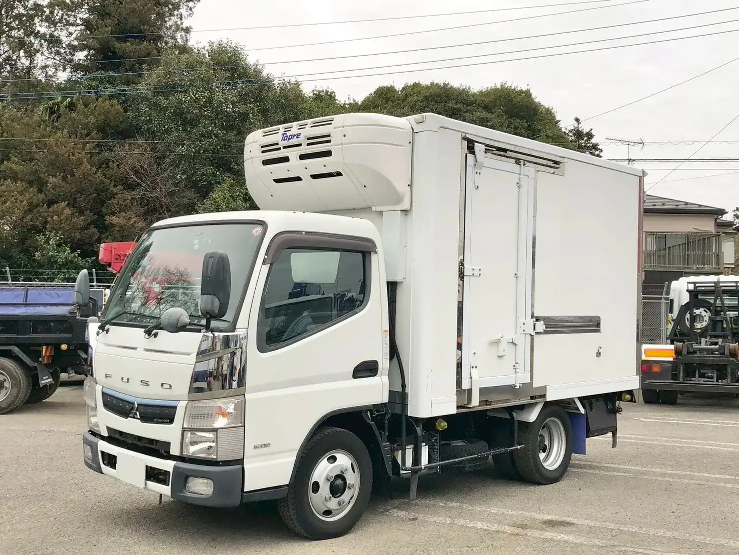 三菱 キャンター 小型 冷凍冷蔵 低温 キーストン の中古トラック【車両No.185605】