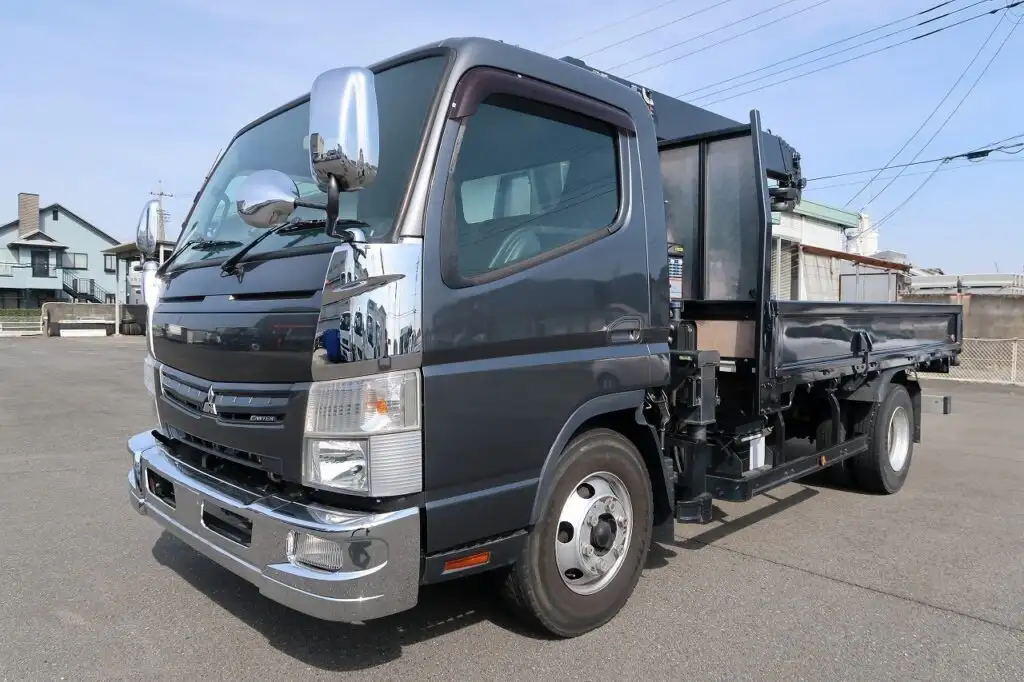 三菱 キャンター 小型 クレーン付 4段 ラジコン の中古トラック【車両No.185727】