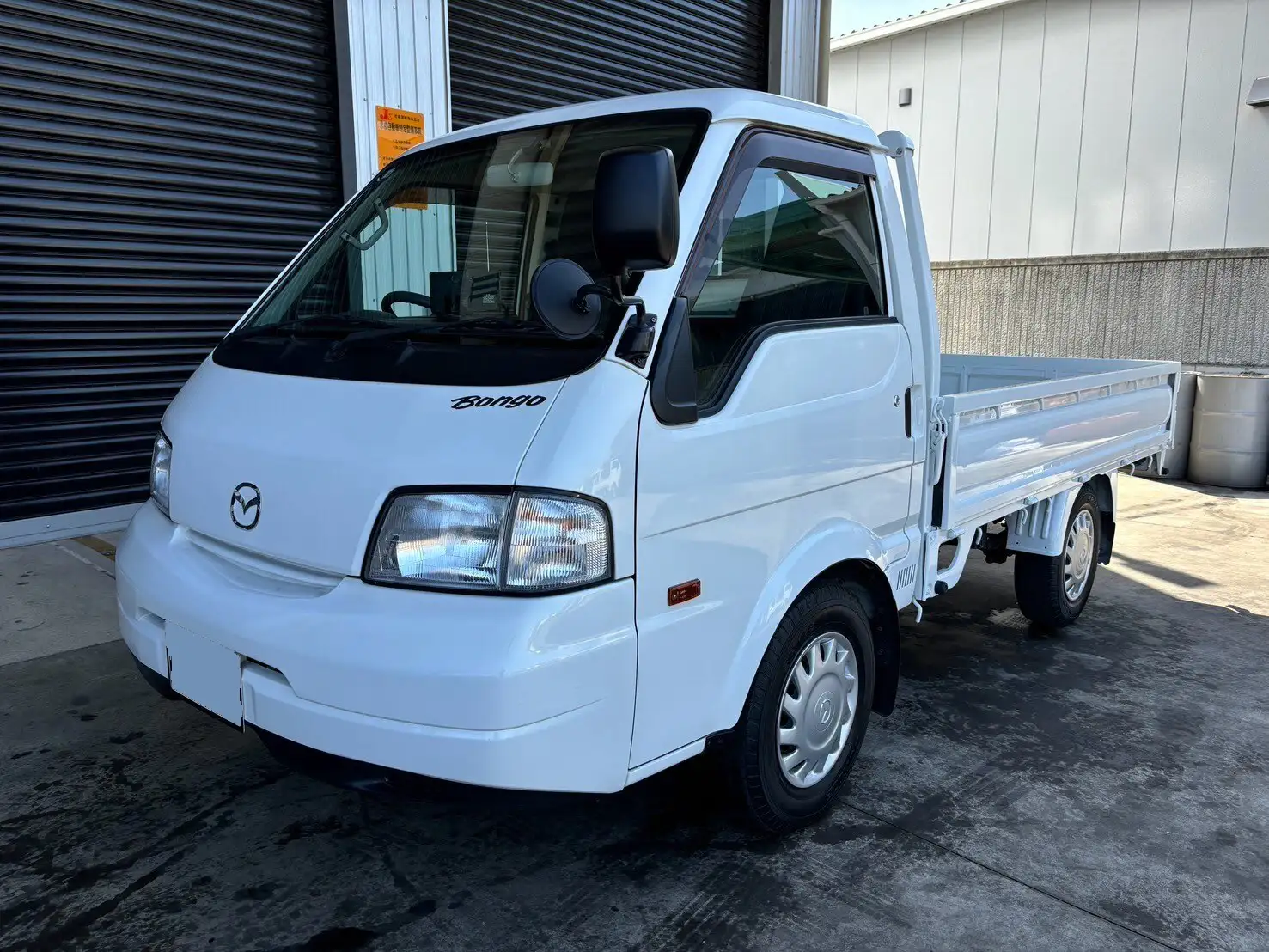 マツダ ボンゴ 小型 平ボディ DBF-SLP2T H31/R1 の中古トラック【車両No.185218】