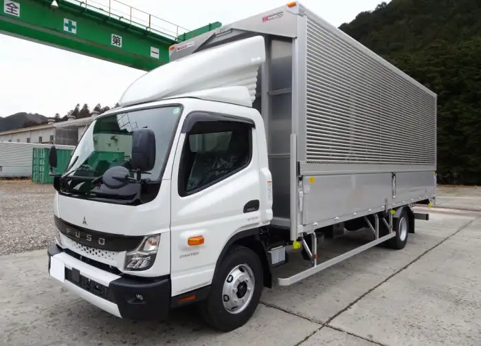 三菱 キャンター 小型 ウイング 2PG-FED90 R6 の中古トラック【車両No.185740】
