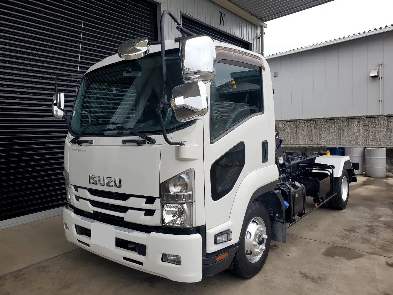 いすゞ フォワード 中型/増トン アームロール ツインホイスト 2RG-FRR90S2 の中古トラック【車両No.185825】