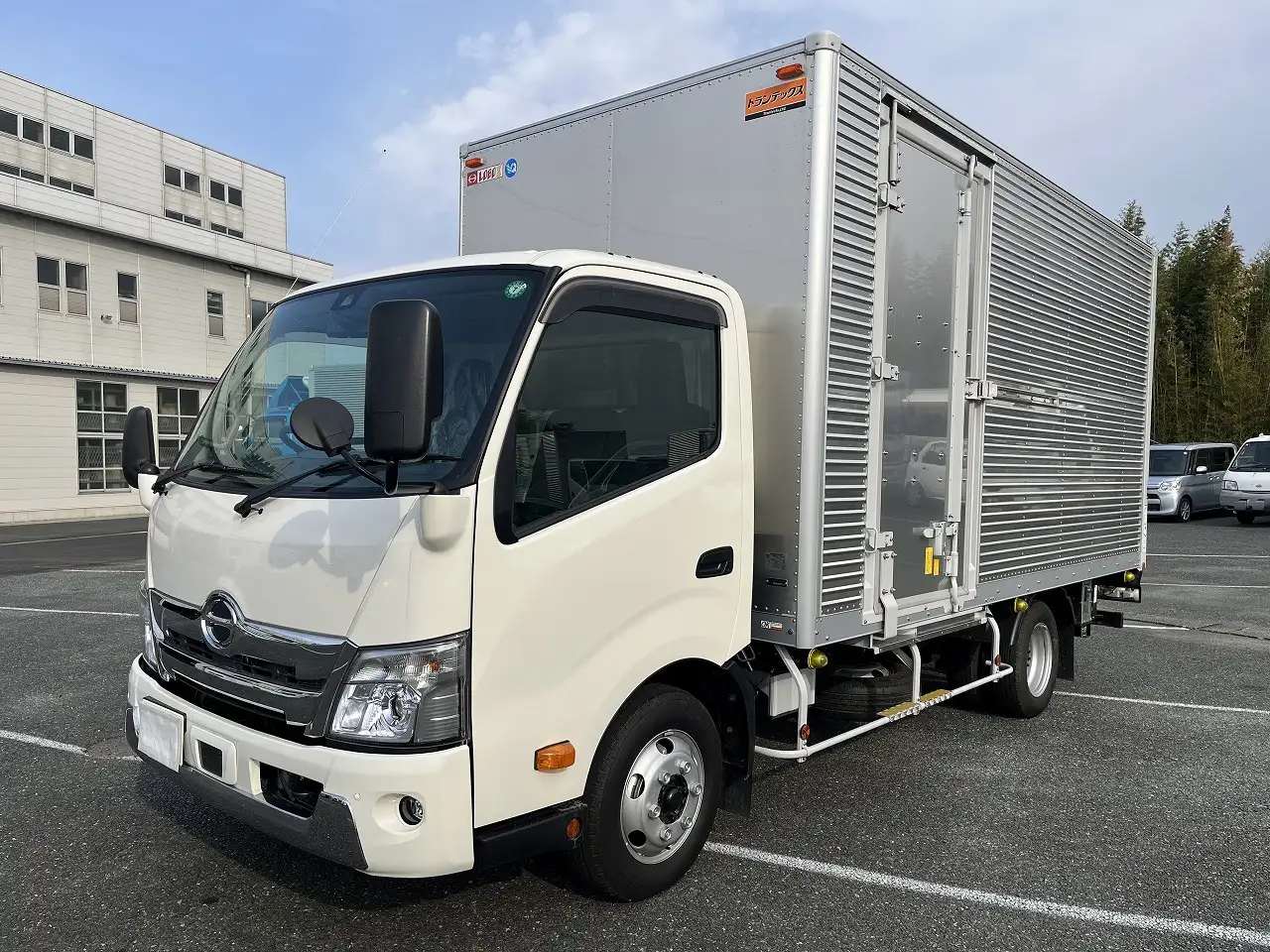 日野 デュトロ 小型 アルミバン パワーゲート サイドドア の中古トラック【車両No.185835】