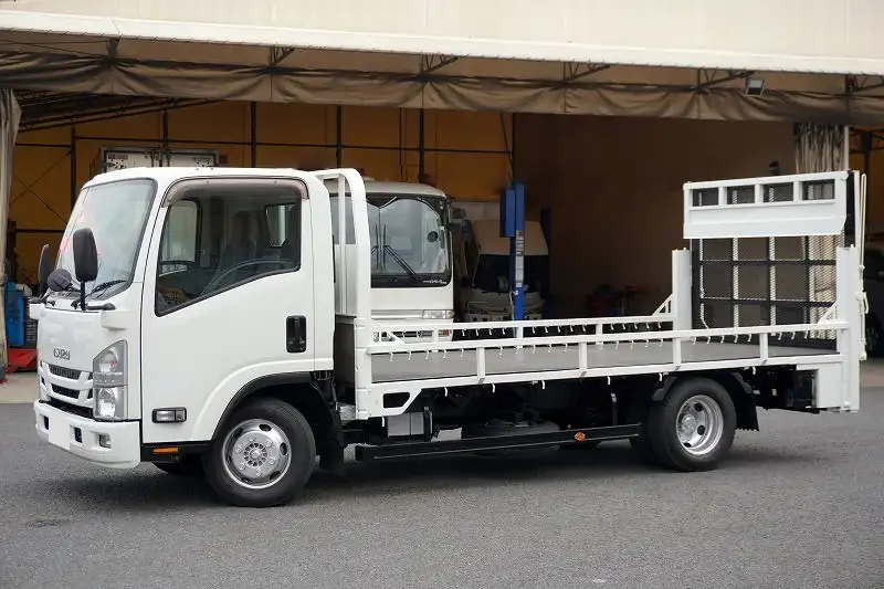 いすゞ エルフ 小型 平ボディ パワーゲート 2RG-NPR88AR の中古トラック【車両No.185845】