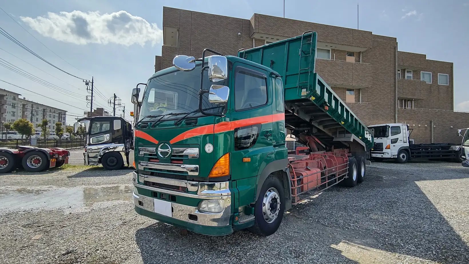 日野 プロフィア 大型 ダンプ ステンレス張り ベッド の中古トラック【車両No.186019】