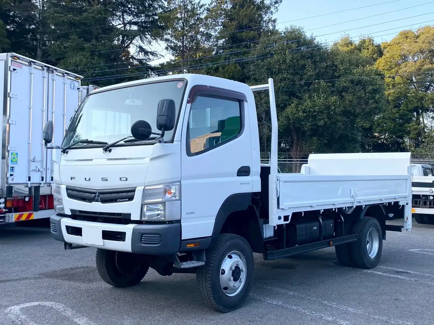 三菱 キャンター 小型 平ボディ パワーゲート TKG-FGB70 の中古トラック【車両No.186089】