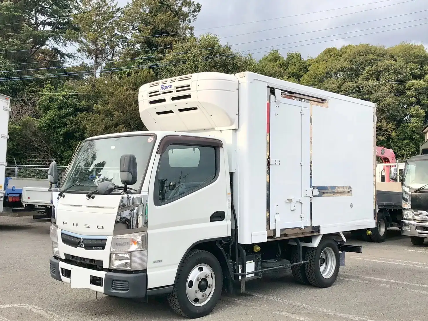 三菱 キャンター 小型 冷凍冷蔵 低温 床ステン の中古トラック【車両No.186082】