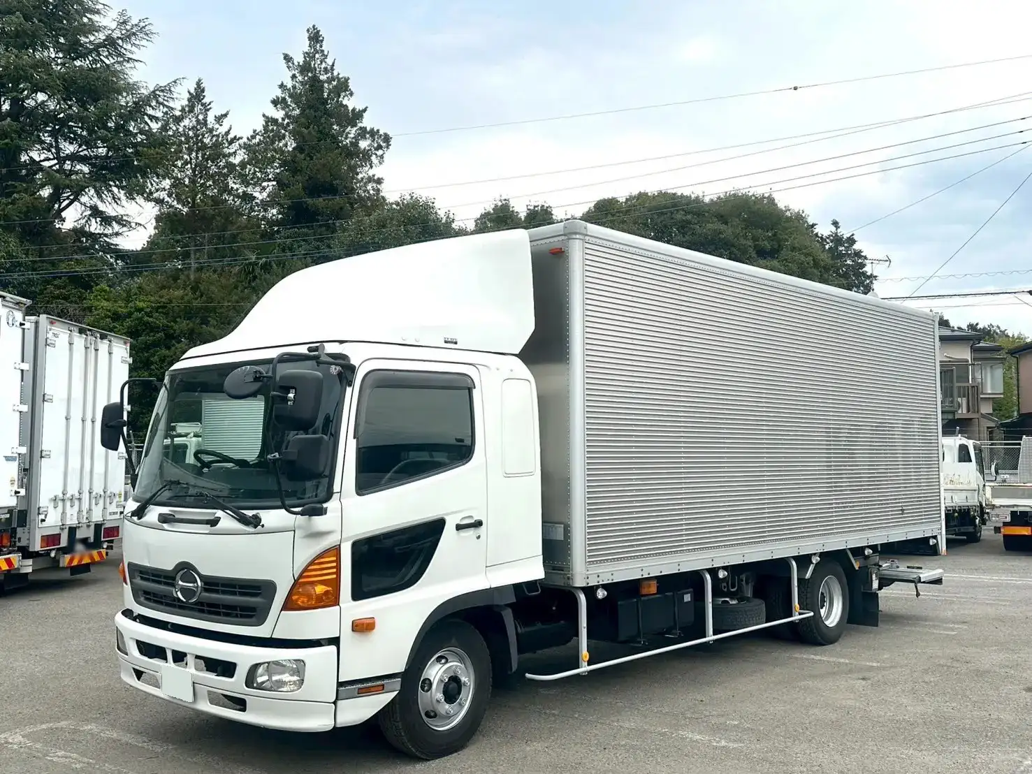 日野 レンジャー 中型/増トン アルミバン パワーゲート エアサス の中古トラック【車両No.186080】