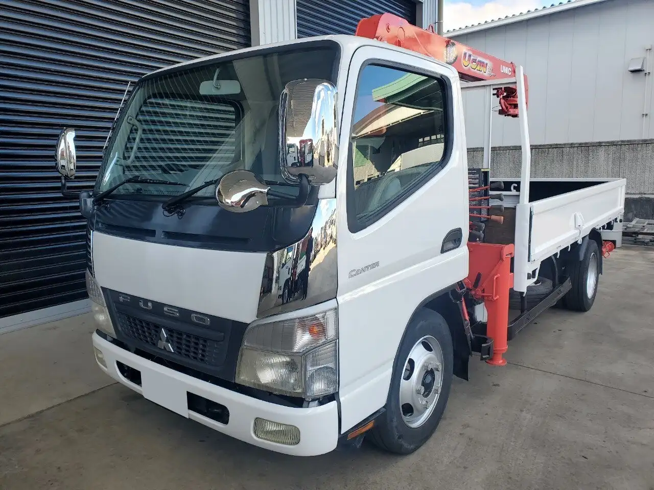 三菱 キャンター 小型 クレーン付 4段 ラジコン の中古トラック【車両No.186107】