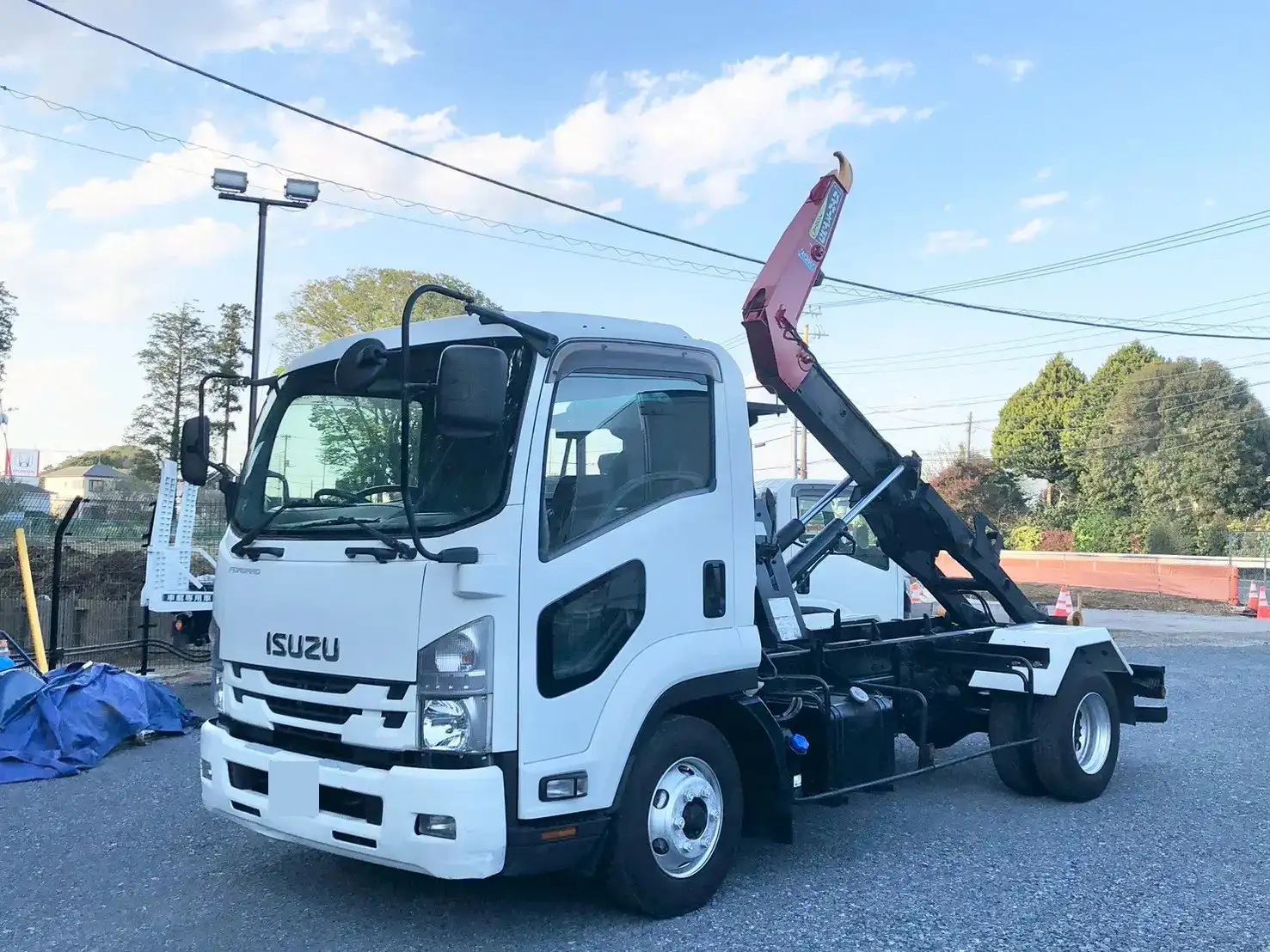 いすゞ フォワード 中型/増トン アームロール ツインホイスト 2RG-FRR90S2 の中古トラック【車両No.187171】