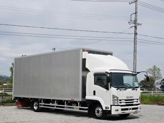 いすゞ フォワード 中型/増トン アルミバン エアサス ベッド の中古トラック【車両No.187550】