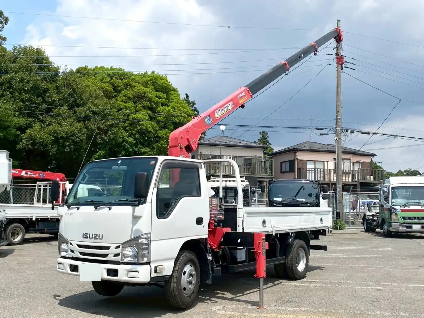 いすゞ エルフ 小型 クレーン付 4段 ラジコン の中古トラック【車両No.187575】
