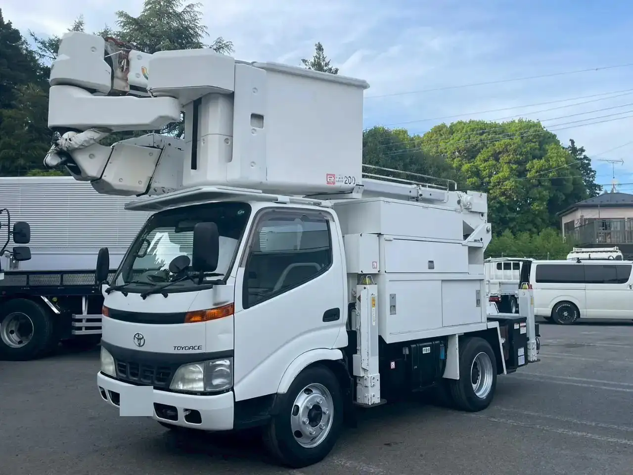 トヨタ トヨエース 小型 高所・建柱車 高所作業車 電工仕様 の中古トラック【車両No.187567】