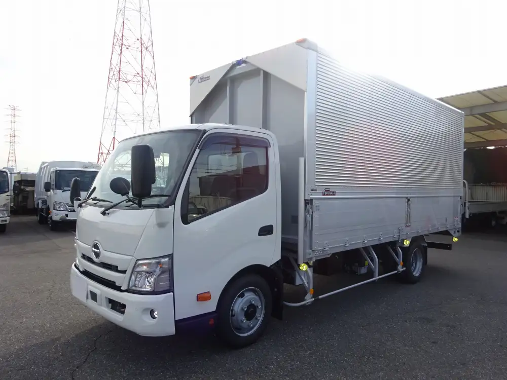 日野 デュトロ 小型 ウイング 床鉄板 2PG-XZU722M の中古トラック【車両No.187703】