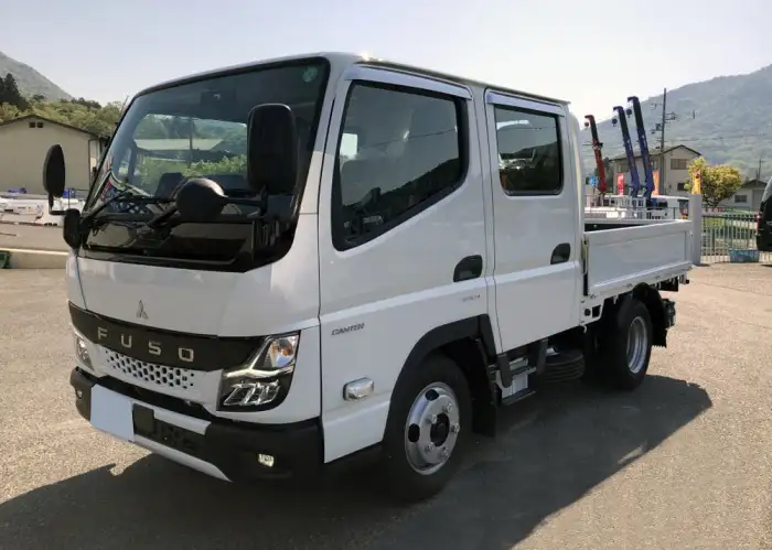三菱 キャンター 小型 平ボディ Wキャブ 2RG-FBA20 の中古トラック【車両No.187704】