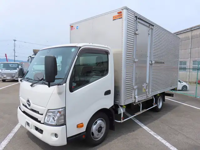 日野 デュトロ 小型 アルミバン サイドドア 2RG-XZU710M の中古トラック【車両No.187860】