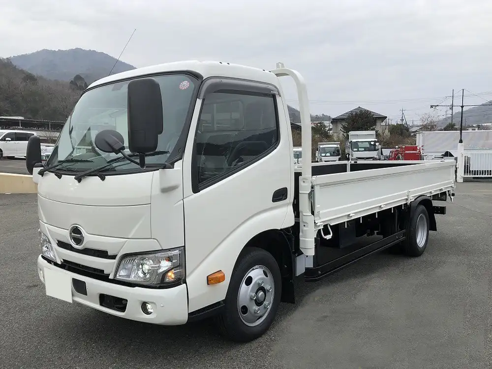日野 デュトロ 小型 平ボディ 2KG-XZU655M R6 の中古トラック【車両No.188029】