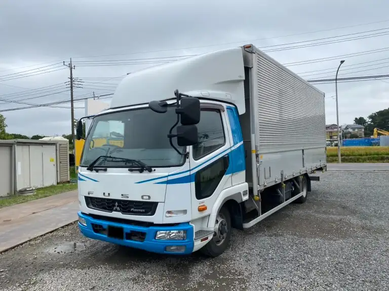 三菱 ファイター 中型/増トン ウイング ベッド TKG-FK61F の中古トラック【車両No.189135】