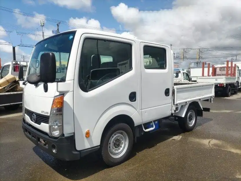 日産 アトラス 小型 平ボディ Wキャブ SDG-SZ5F24 の中古トラック【車両No.189072】