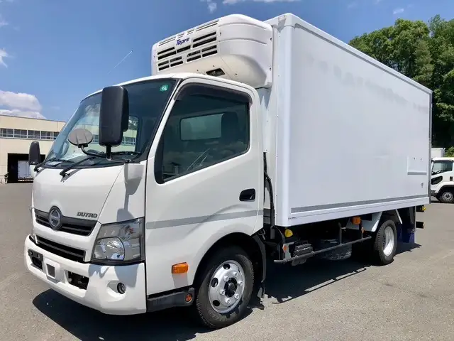 日野 デュトロ 小型 冷凍冷蔵 低温 スタンバイ の中古トラック【車両No.190097】