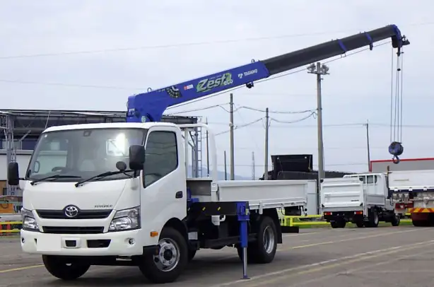トヨタ トヨエース 小型 クレーン付 4段 ラジコン の中古トラック【車両No.190587】
