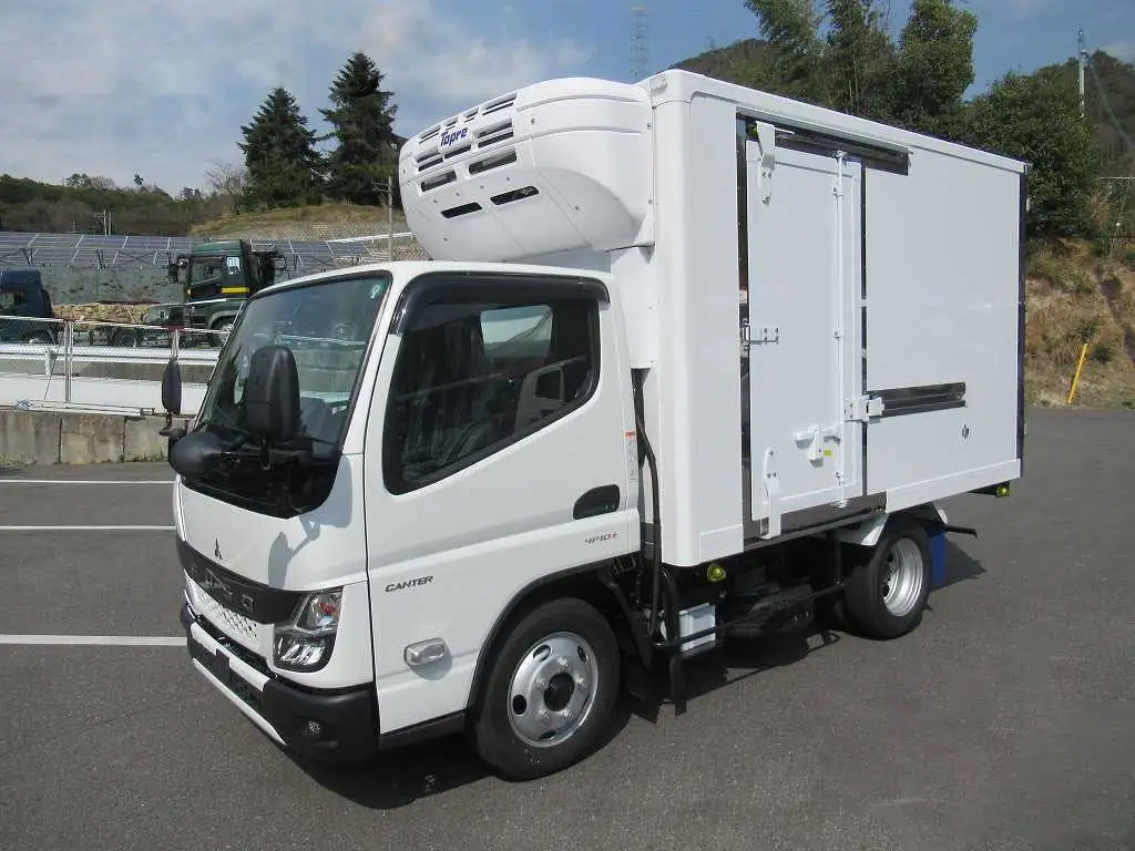 三菱 キャンター 小型 冷凍冷蔵 低温 床ステン の中古トラック【車両No.190640】