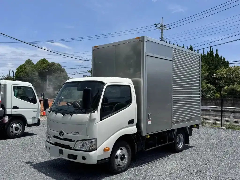 トヨタ ダイナ 小型 アルミバン サイドドア 2RG-XZC605 の中古トラック【車両No.190789】
