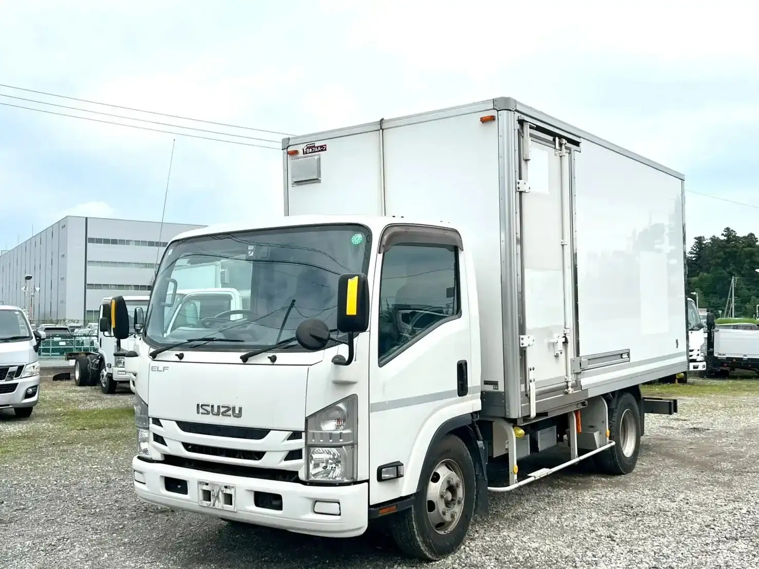 いすゞ エルフ 小型 冷凍冷蔵 保冷 サイドドア の中古トラック【車両No.190802】