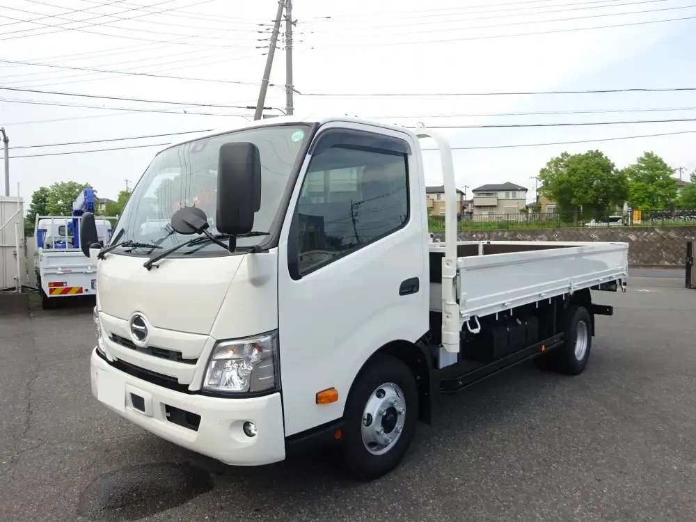 日野 デュトロ 小型 平ボディ 2KG-XZU710M R6 の中古トラック【車両No.193188】