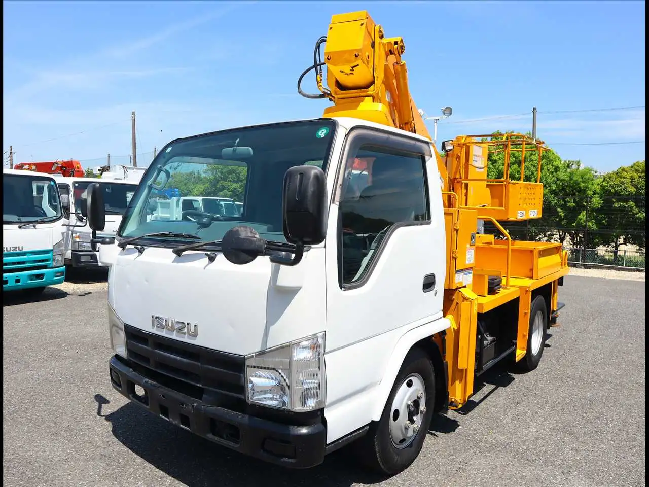 いすゞ エルフ 小型 高所・建柱車 高所作業車 BDG-NKR85N の中古トラック【車両No.193560】