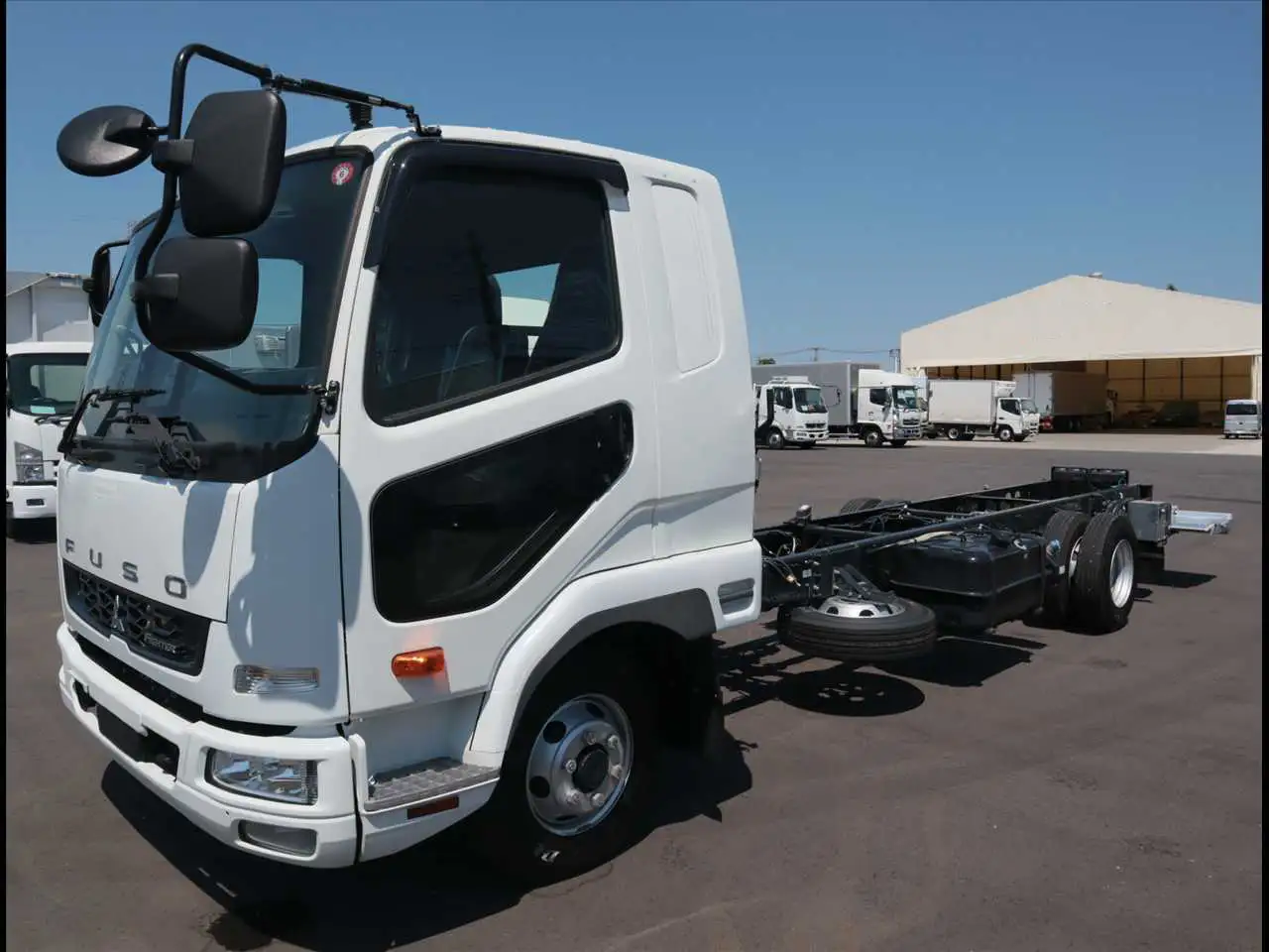 三菱 ファイター 中型/増トン シャーシ ベッド 2PG-FK62N の中古トラック【車両No.194289】