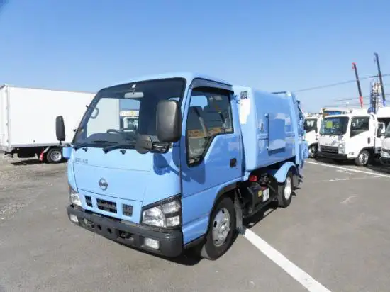日産 アトラス 小型 パッカー車 巻き込み式 PB-AKR81AN の中古トラック【車両No.92187】
